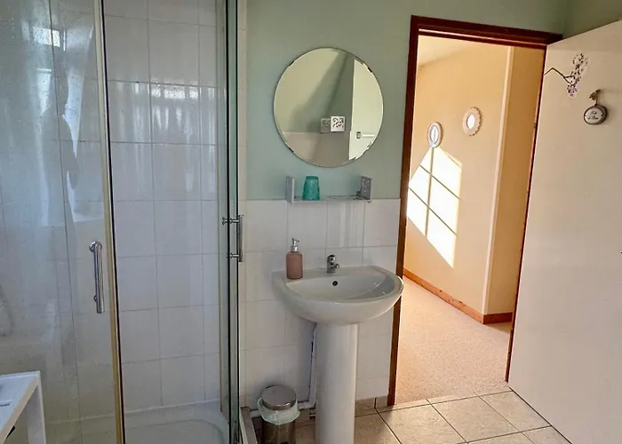 לינה וארוחת בוקר De Ninon - Le Refuge Des Parachutistes - En Bordure Du Marais Neuville-au-Plain